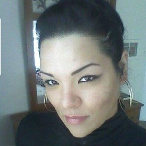 Meet your Posher, Sandra